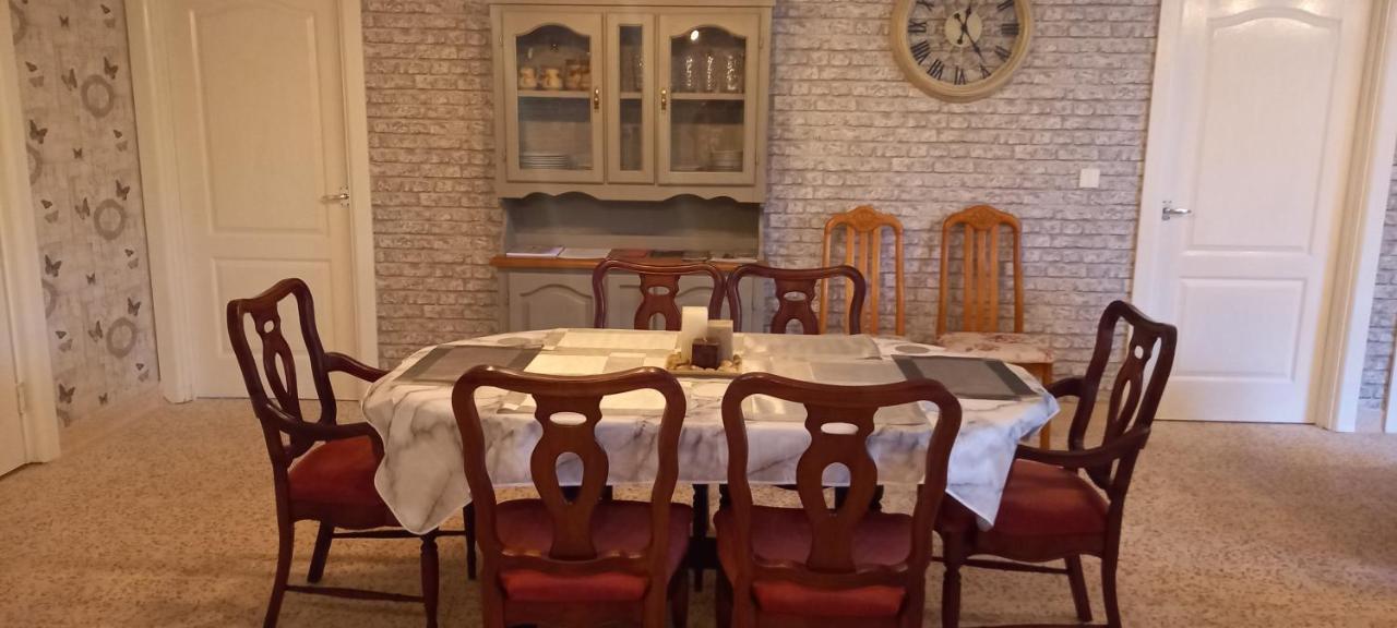 Villa Butterflies Rest Draperstown Esterno foto